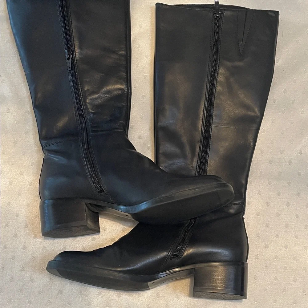 Bandolino Black Heeled Boots - Picture 6 of 6